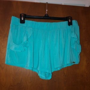 Victoria’s Secret rayon ruffle pocket shorts size M NWOT